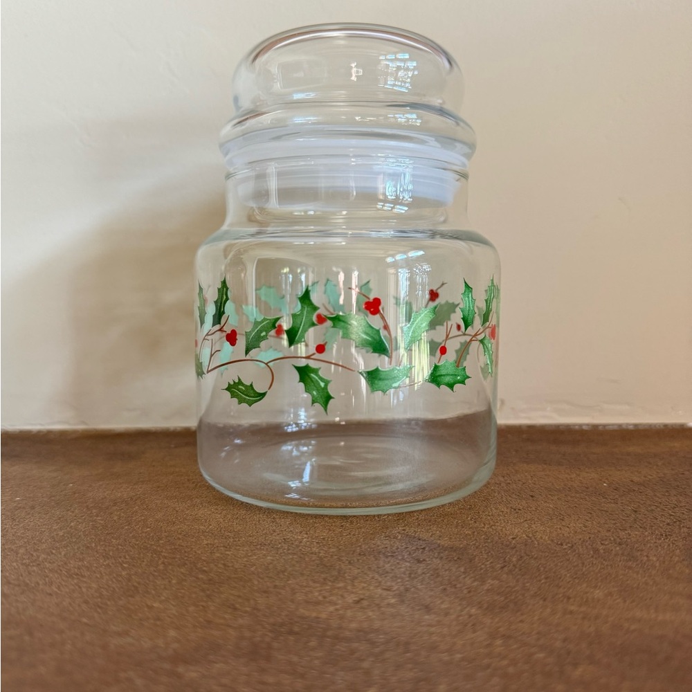 NWOT. Lenox Christmas Canister
